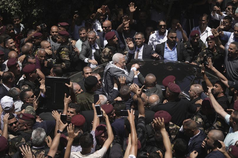 محمود عباس في زيارة نادرة إلى جنين في تموز/ يوليو الماضي