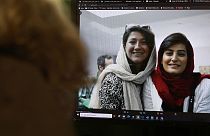 As jornalistas Niloufar Hamedi e Elahe Mohammadi condenadas no Irão