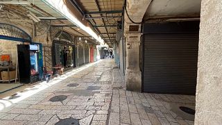 أبواب محلات القدس مغلقة بسبب الحرب وغياب السياح
