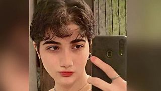 İran'da polisin darp ettiği iddia edilen 16 yaşındaki Armita Geravand'ın beyin ölümü gerçekleşti