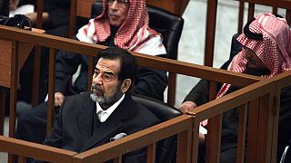 Irak'ın devrik lideri Saddam Hüseyin mahkemede