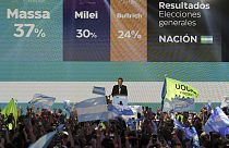 Sergio Massa s'adresse à ses supporters, le 23 octobre 2023 à Buenos Aires (Argentine). 