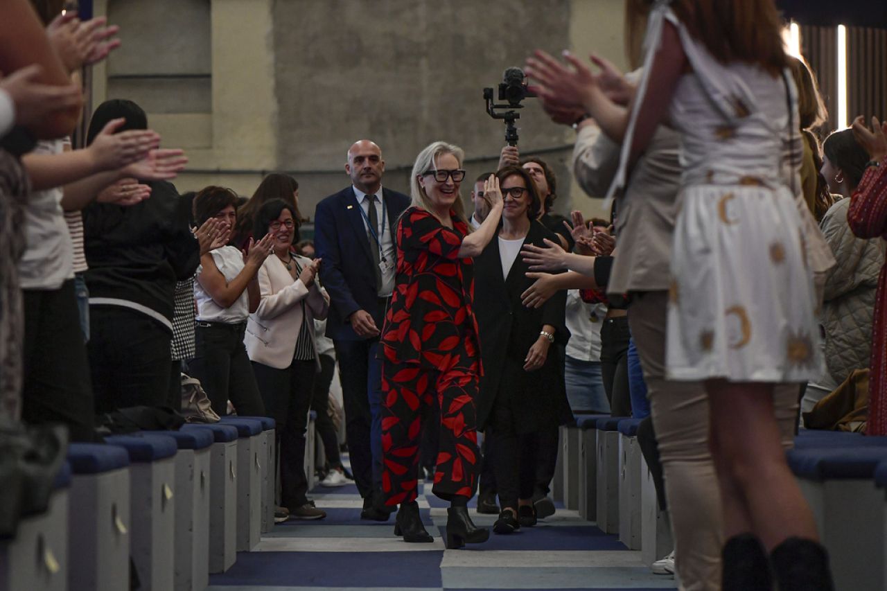 U.S. actress Meryl Streep waves as she arrives, in Oviedo, northern Spain, Wednesday, Oct. 18, 2023, ahead of receiving the Princess Asturias Arts Award