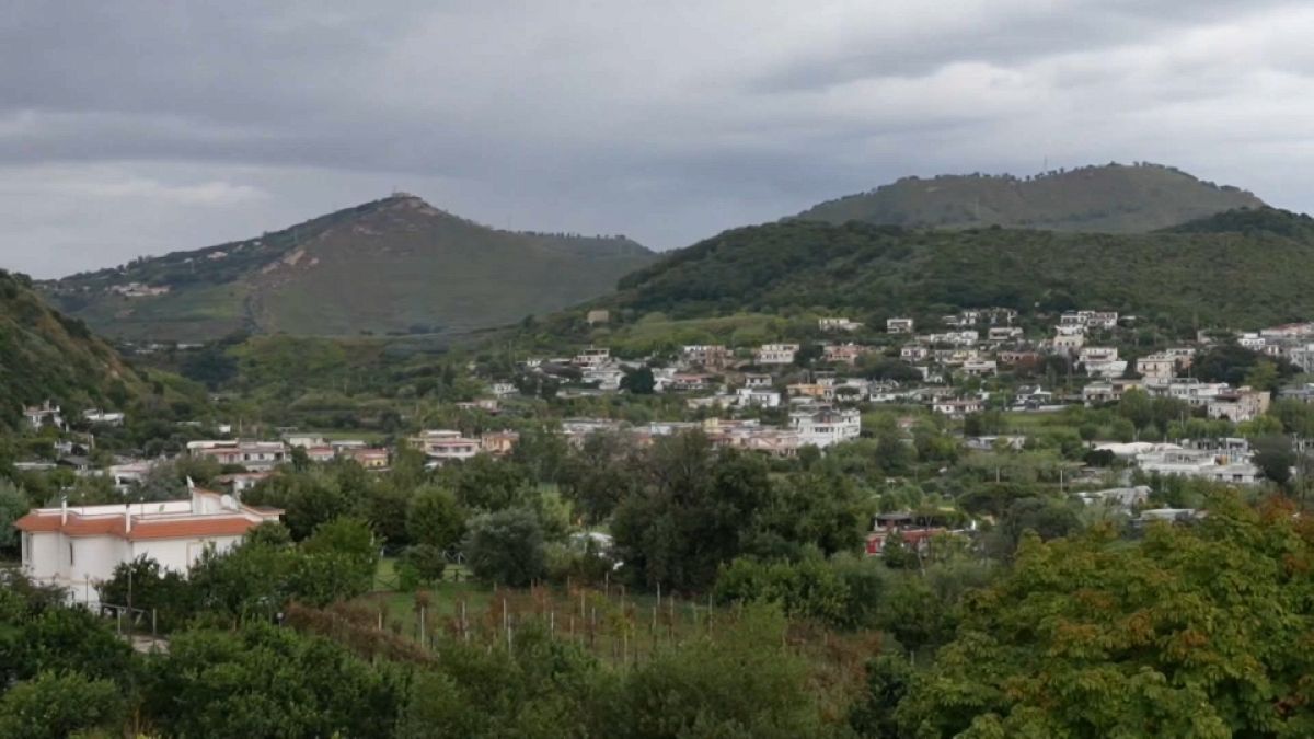 Monte di Procida, village de la zone volcanique des Champs Phlégréns, près de Naples, en Campanie, Italie, 22 octobre 2023