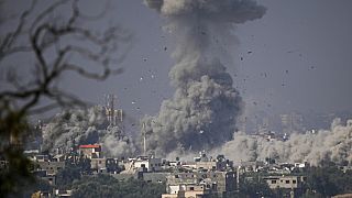 Az izraeli légierő gázai légicsapása a Hamász brutális terrorakciói után