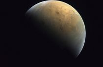 Mars, aufgenommen von der "Amal"-Sonde der Vereinigten Arabischen Emirate am 10. Februar 2021