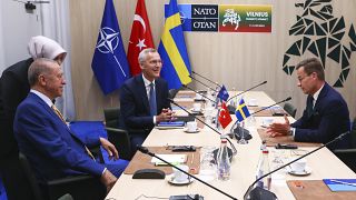 Переговоры на саммите НАТО.Архивное фото