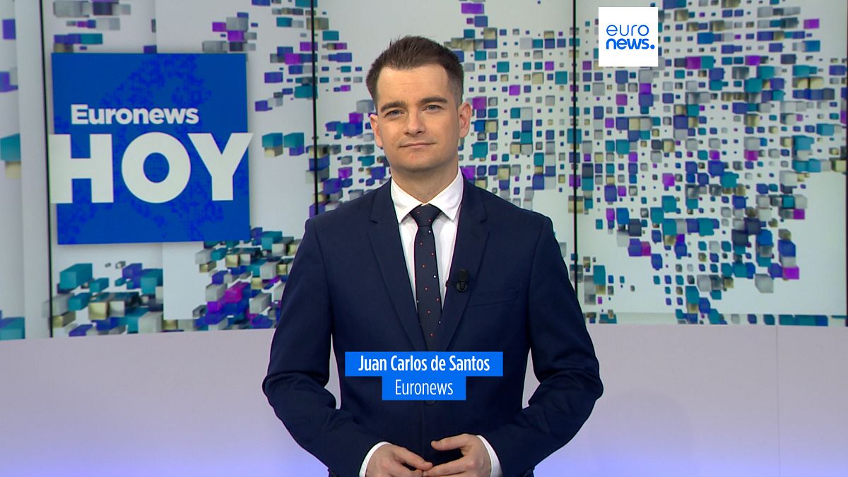 Juan Carlos de Santos presenta el informativo de Euronews Hoy
