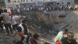 Gáza: hol ház állott, most bombatölcsér