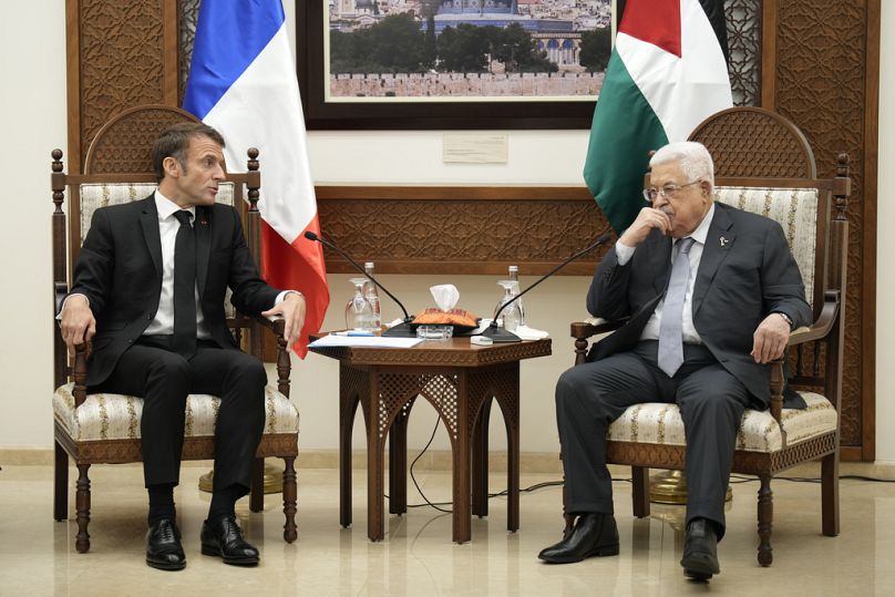 Macron e Abu Mazen a Ramallah. (24.10.2023)
