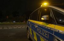 Polizeiwagen am Einsatzort in Duisburg