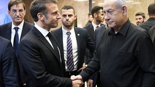 ماكرون ونتنياهو خلال زيارة الرئيس الفرنسي لإسرائيل