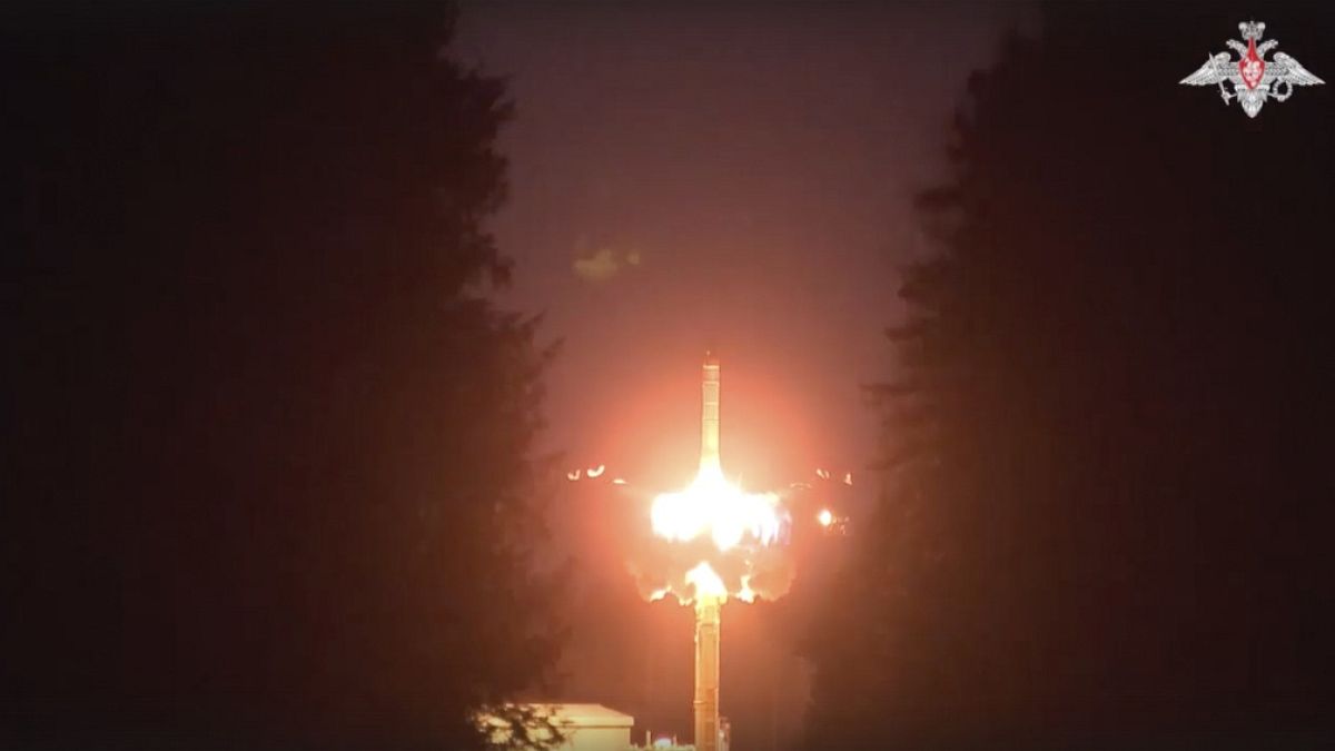 Lanzamiento de un misil balístico intercontinental durante el simulacro de ataque nuclear