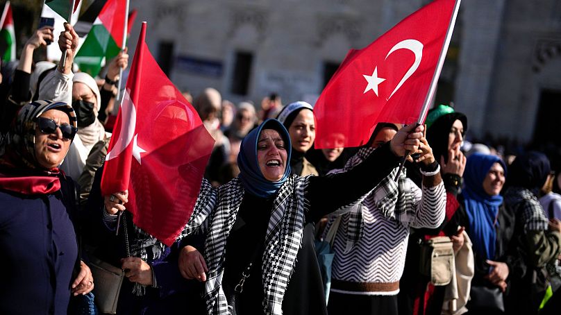 حمایت مردم ترکیه از فلسطینیان غزه در روز جمعه ۲۰ اکتبر ۲۰۲۳