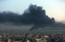 De la fumée au dessus de Gaza City, le 26 octobre 2023.