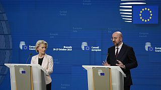 Урсула фон дер Ляйен и Шарль Мишель на саммите ЕС