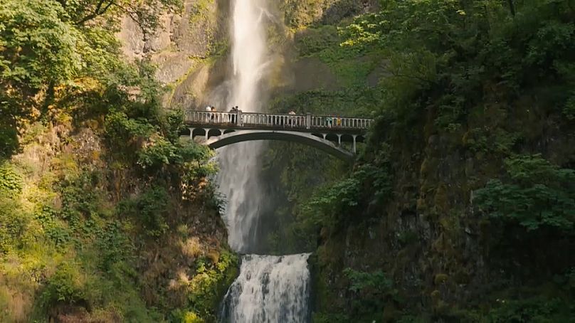 Водопад Мултнома - самый высокий в Орегоне.