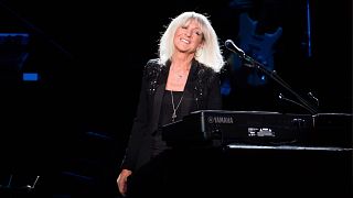  Christine McVie от групата Fleetwood Mac извършва в Madison Square Garden в понеделник, 6 октомври, 2014 година, в Ню Йорк. 