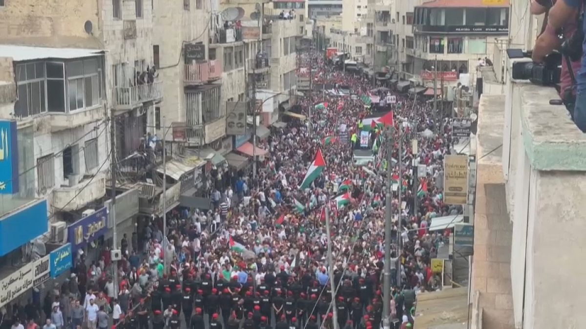 مظاهرة حاشدة في العاصمة الأردنية عمان