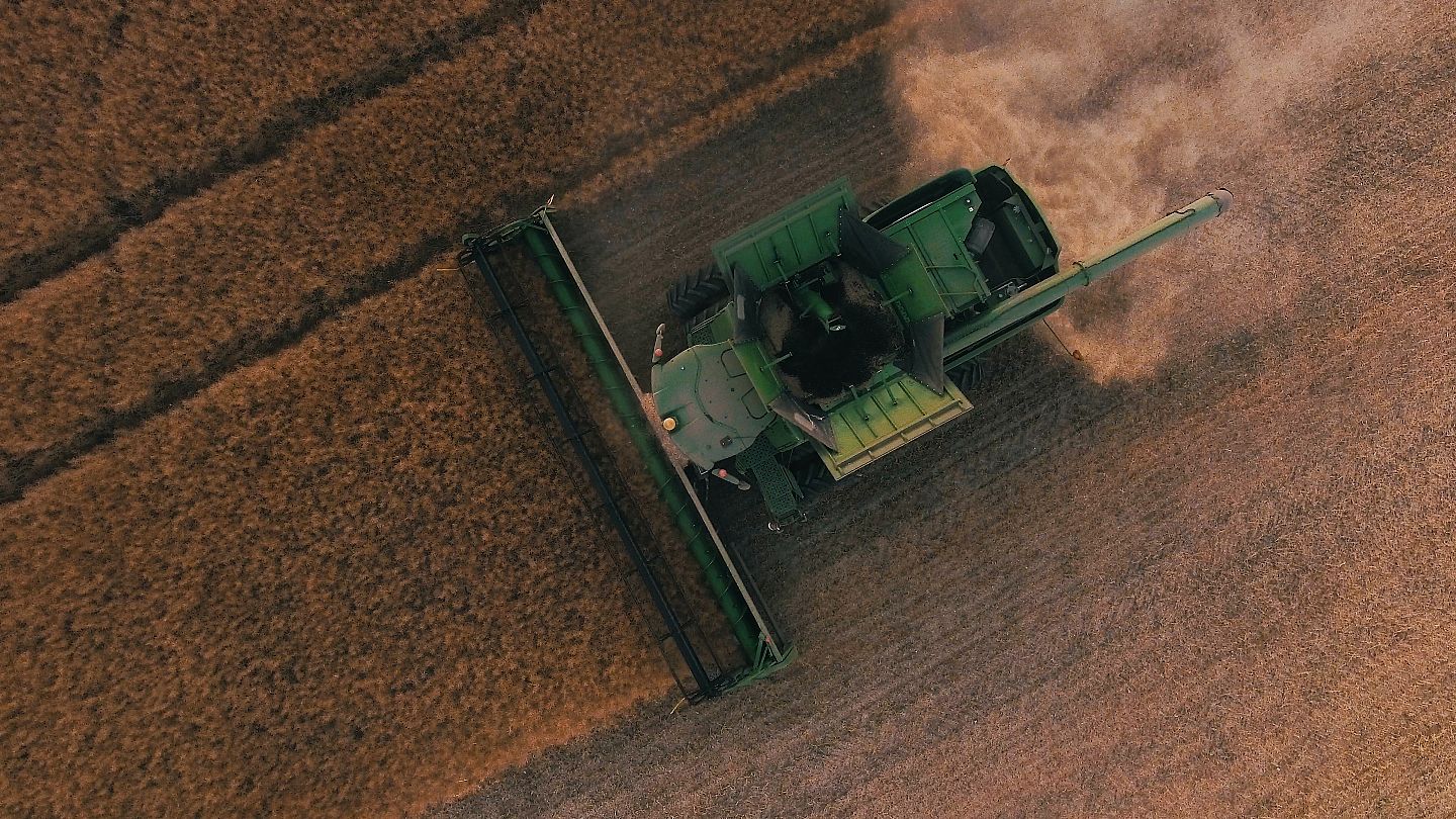 Why should we reduce environmental dust from farms?