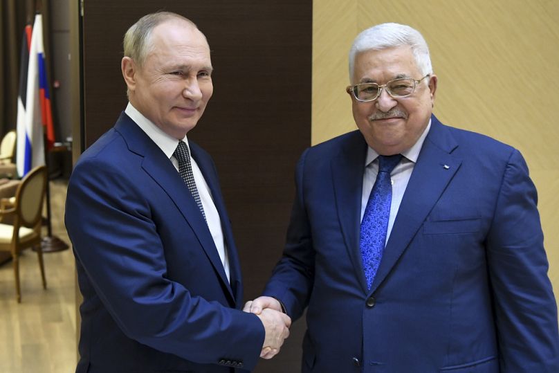 Putyin orosz elnök és Abbász palesztin elnök 2021 novemberében
