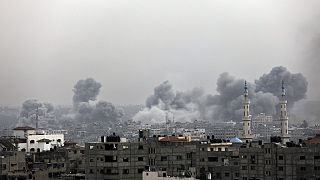 Os bombardeamentos intensificaram-se desde sexta-feira, início da ofensiva terrestre israelita