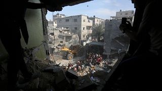 Lebombázott épületek a Gázai övezetben október 30-án