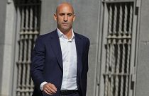 Luis Rubiales banido do futebol durante três anos