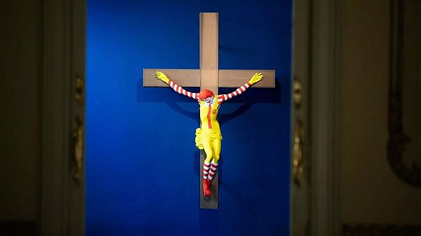 «عیسای مک‌دونالدی» اثر جنی لینونن هنرمند فنلاندی