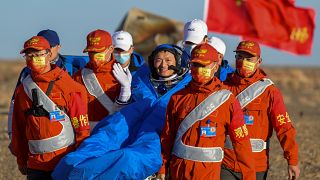 طاقم المركبة الفضائية الصينية