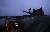 Militares ucranianos de la 3ª Brigada de Asalto se despliegan en posiciones cerca de Andriivka, región de Donetsk, Ucrania, el viernes 15 de septiembre de 2023