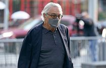 Robert De Niro shouts ‘Shame on you!’ at former assistant during public trial 