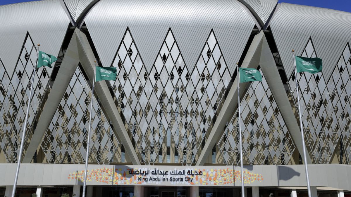 Suudi Arabistan'ın Cidde kentindeki Kral Abdullah Spor Kenti'nin girişi