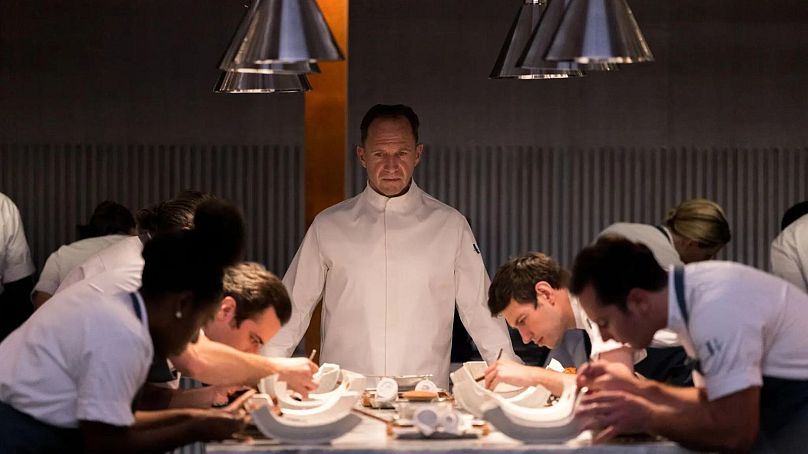 Ralph Fiennes as a dangerously disillusioned chef in 'The Menu'.