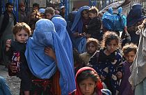 Afghanische Flüchtlinge an der Grenze zu Pakistan in der Provinz Nangarhar
