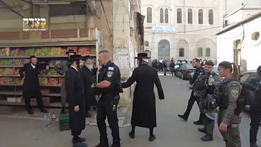 İsrail polisinden Siyonizm karşıtı Yahudiler'in Filistin yanlısı gösterilerine sert müdahale