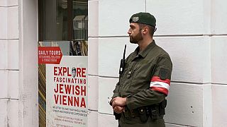 Bécsben védik a zsidó érdekeltségeket