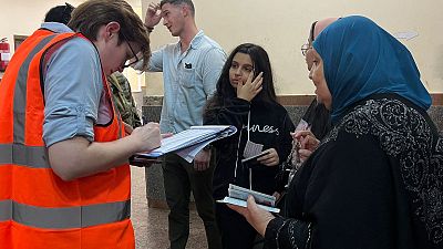 Gaza: Egypt to help evacuate "around 7,000 foreigners" via Rafah crossing 
