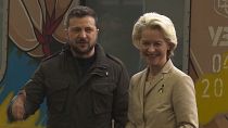 Ukrainischer Präsident Wolodimir Selenskij und EU-Kommissionspräsidentin Ursula von der Leyen 
