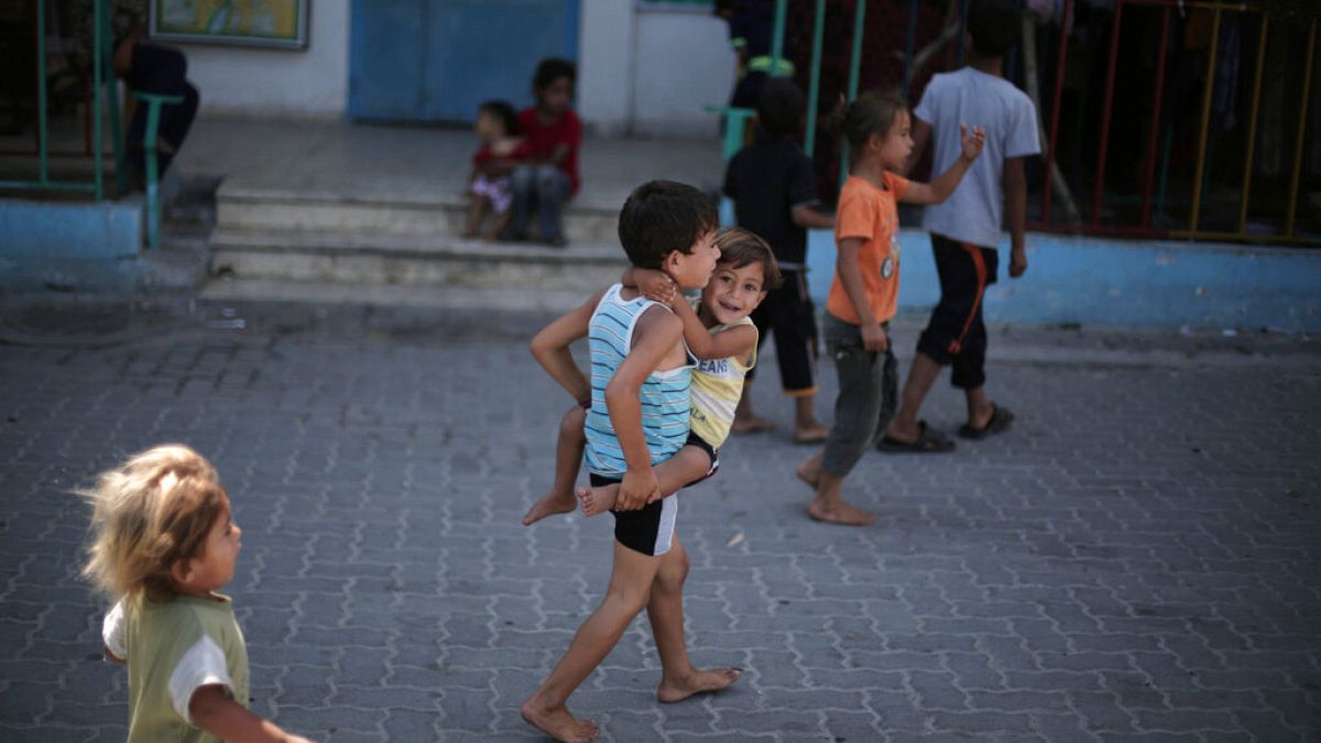 Die Hälfte der Bewohner:innen des Gazastreifens sind Kinder. Sie trifft der Krieg am schwersten.