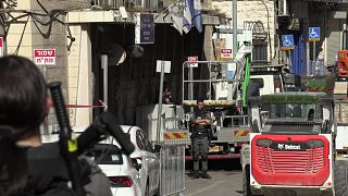 الشرطة الإسرائيلية تطوق موقع حادث طعن شرطية في القدس الشرقية، 6 نوفمبر 2023.