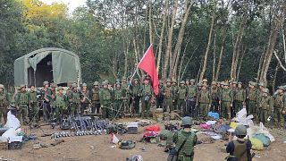 أعضاء جيش التحالف الوطني الديمقراطي في ميانمار
