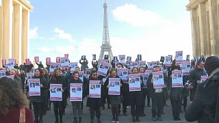 مظاهرة في باريس مع أسرى حماس