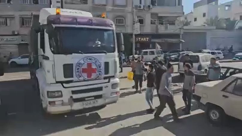 Un'ambulanza della Croce Rossa.