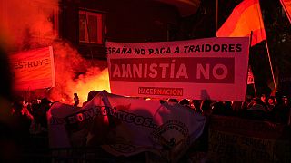 Uno striscione dice: "No all'amnistia". (Madrid, 7.11.2023)