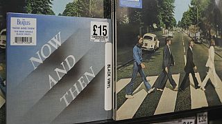 A Beatles régi-új dala, a Now And Then több féle hanghordozón megjelent
