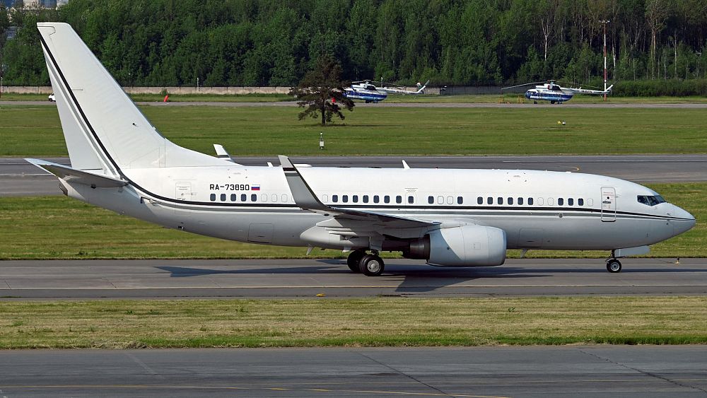 Russische Privatflugzeugbesitzer ersetzen Italien und Deutschland aufgrund von Sanktionen durch die Türkei und Kasachstan.
