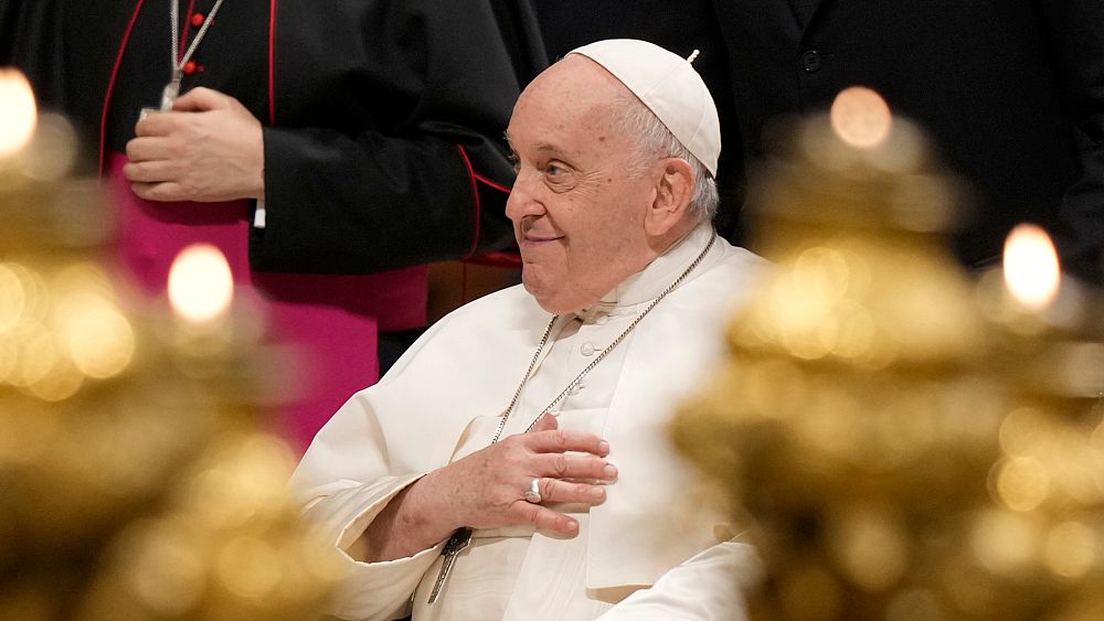 Le pape François autorise l’Église catholique à baptiser les personnes trans