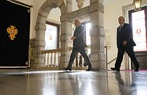 Le Premier ministre portugais sortant Antonio Costa, au centre, arrive pour assister à la réunion du Conseil d'État convoquée par le président Marcelo Rebelo de Sousa. 9/11/23