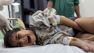 قصف مسنشفى الرنتيسي للأطفال